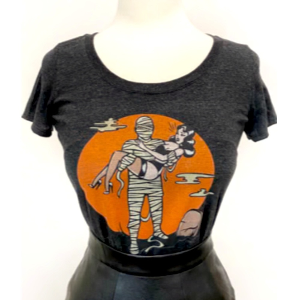 Mischief Made Mummy’s Curse Vintage Tee in size XL